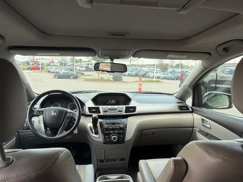 Used 2013 Honda Odyssey Touring image 27