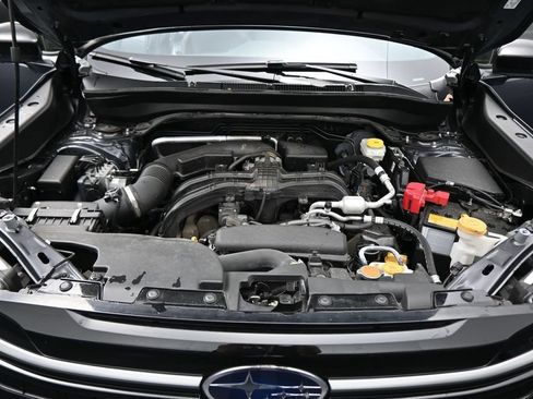 Used 2025 Subaru Forester Touring AWD/4WD image 28