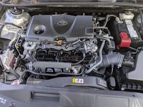 Used 2023 Toyota Camry SE image 32