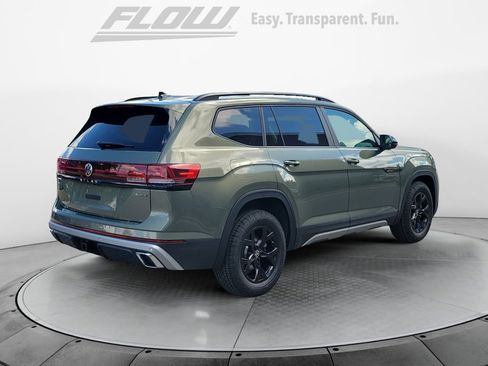 New 2026 Volkswagen Atlas Peak Edition image 7
