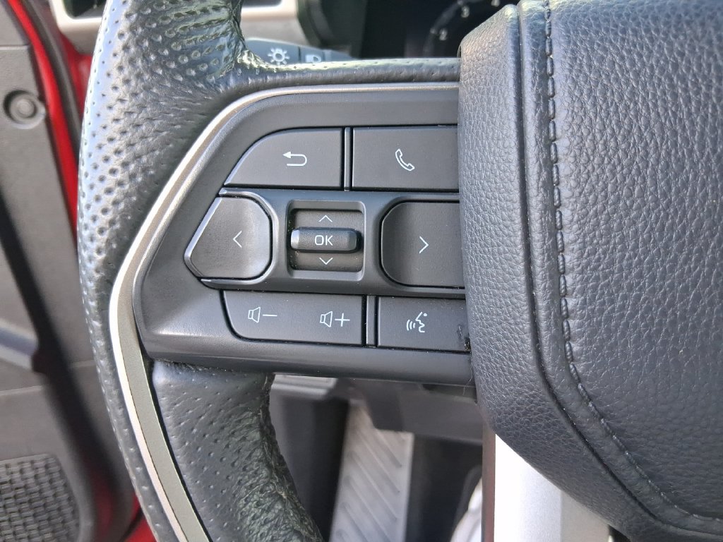 Used 2025 Toyota Tacoma TRD Sport w/ TRD Sport Upgrade Package AWD/4WD image 12