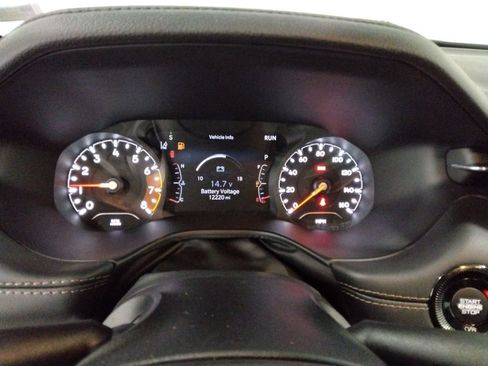 Used 2022 Jeep Compass Limited image 17