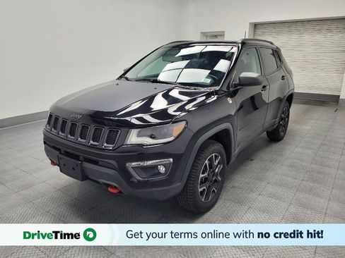 Used 2019 Jeep Compass Trailhawk w/ Leather Interior Group AWD/4WD image 1