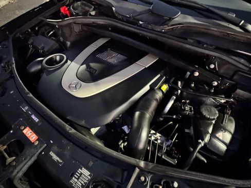 Used 2010 Mercedes-Benz GL 450 4MATIC image 39