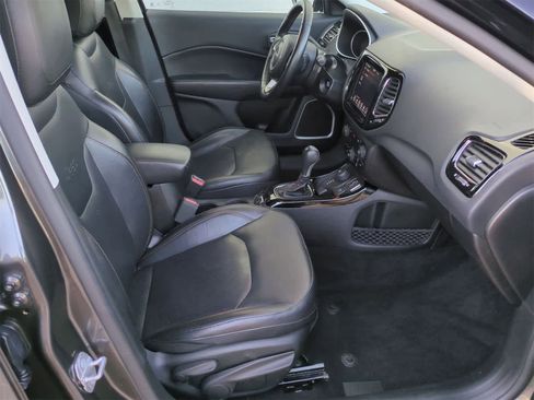 Certified 2019 Jeep Compass Limited image 21