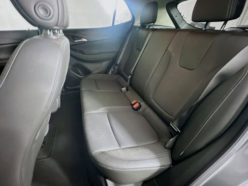 Used 2025 Buick Encore GX Preferred image 25