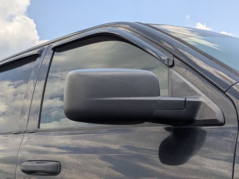 Used 2018 RAM 1500 Express w/ Express Value Package RWD image 11