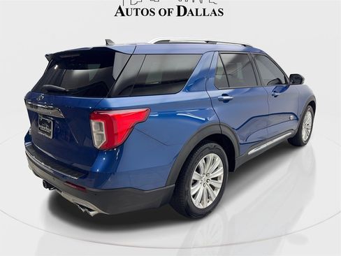 Used 2021 Ford Explorer King Ranch w/ Premium Technology Package image 6