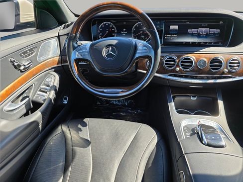 Used 2015 Mercedes-Benz S 550 4MATIC Sedan image 3