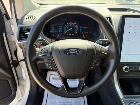 Used 2022 Ford Edge SE w/ Black Appearance Package image 28