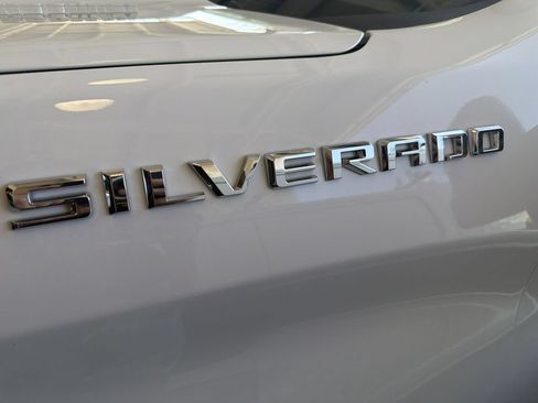 Used 2025 Chevrolet Silverado 1500 LT AWD/4WD image 31