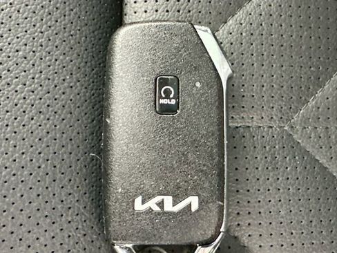 Used 2025 Kia Sportage X-Line AWD/4WD image 18