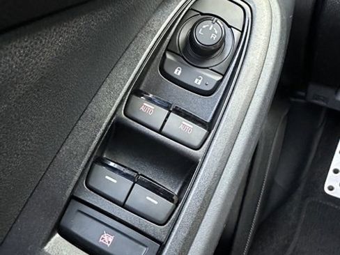 Used 2024 Subaru Crosstrek 2.5i Sport image 20