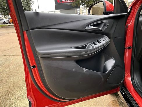 Used 2024 Buick Encore GX Sport Touring image 19