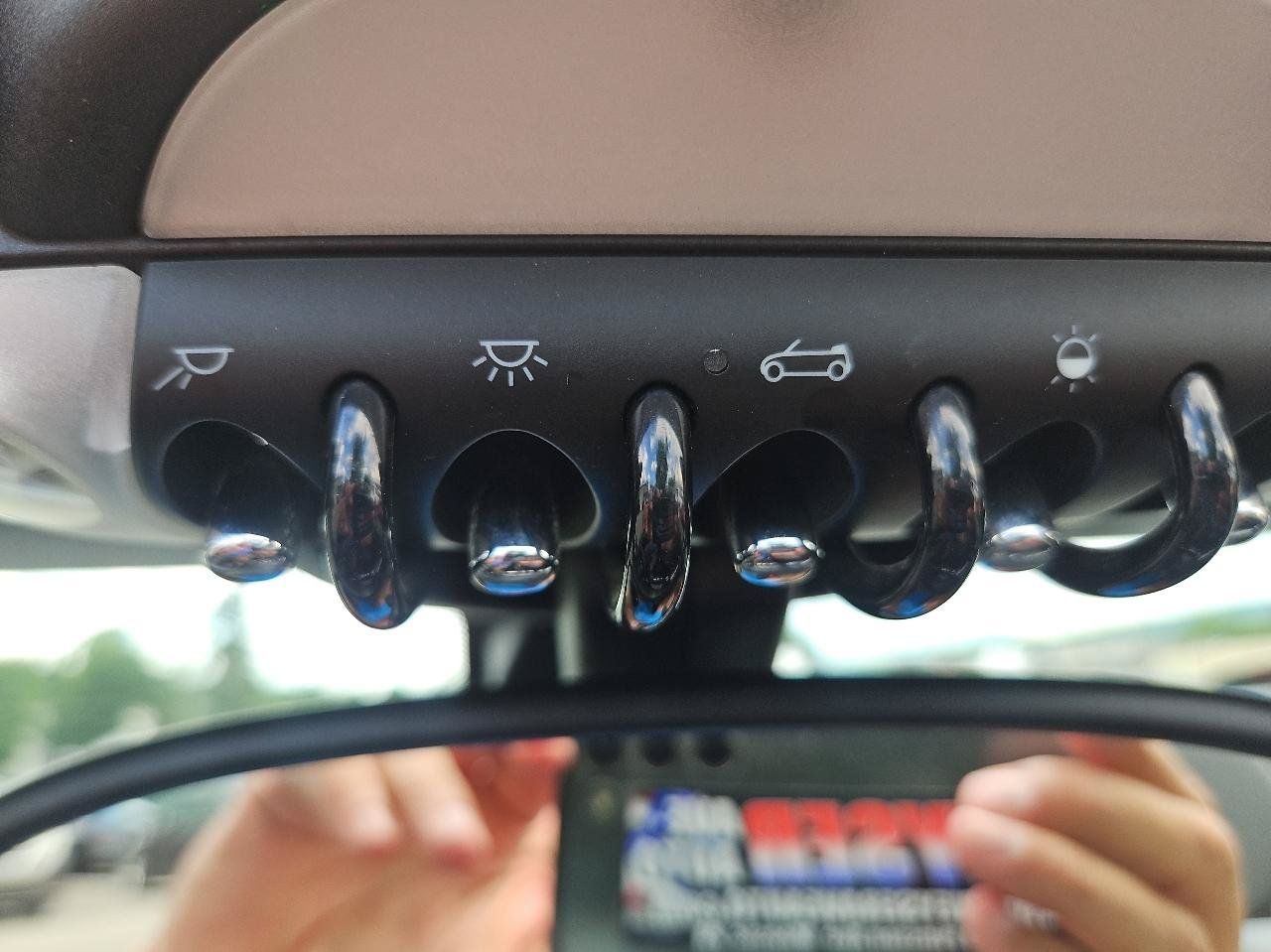 Used 2012 MINI Cooper Convertible FWD image 15