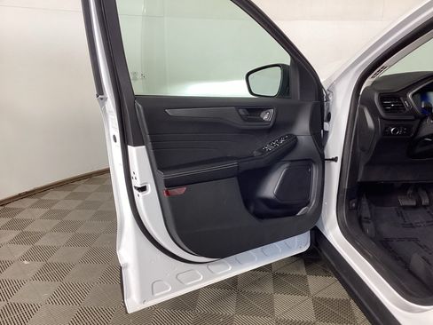 Used 2023 Ford Escape Active AWD/4WD image 14