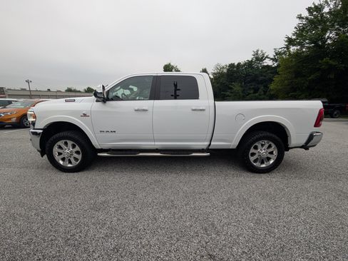 Used 2022 RAM 2500 Laramie AWD/4WD image 3