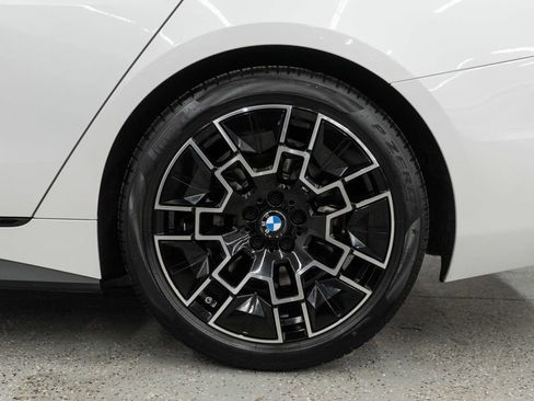 Used 2025 BMW 430i xDrive w/ M Sport Package image 38