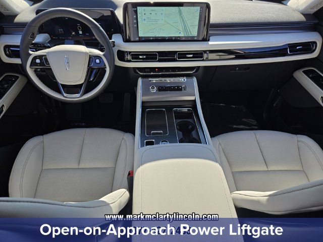 New 2027 Lincoln Aviator AWD image 14