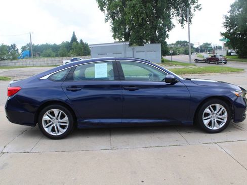 Used 2020 Honda Accord LX image 4