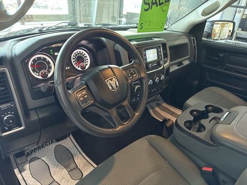 Used 2019 RAM 1500 Express w/ Express Value Package image 10