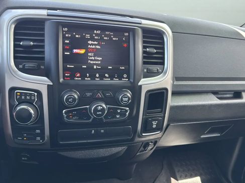 Used 2019 RAM 1500 Classic SLT w/ Luxury Group AWD/4WD image 23