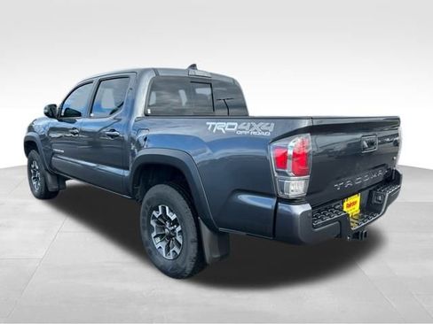 Used 2020 Toyota Tacoma TRD Off-Road w/ Technology Package image 6