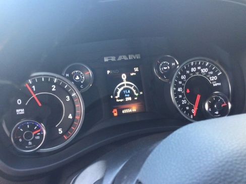 Used 2024 RAM 2500 Big Horn image 10