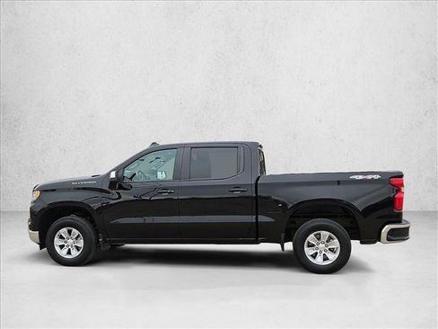 Used 2025 Chevrolet Silverado 1500 LT image 9