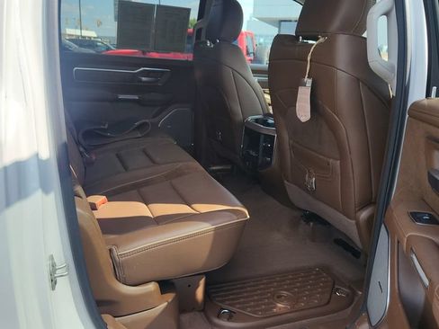 Used 2024 RAM 1500 Limited AWD/4WD image 12