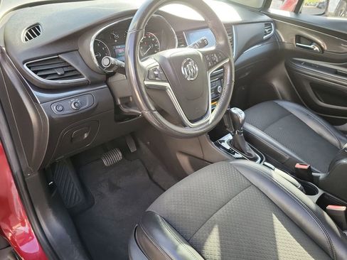 Used 2019 Buick Encore Preferred image 10