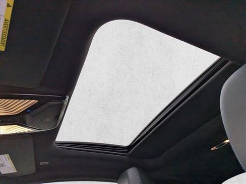 Certified 2026 BMW 430i Coupe w/ M Sport Package image 17