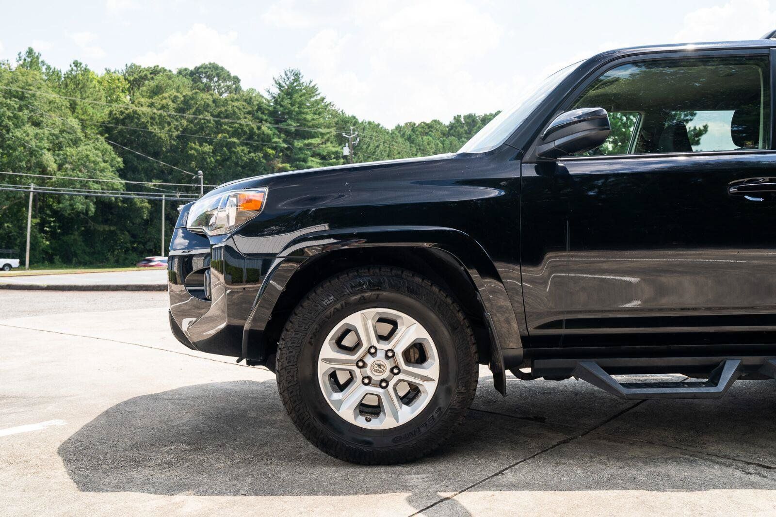 Used 2021 Toyota 4Runner SR5 RWD image 3