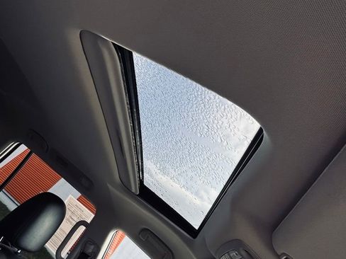 Used 2024 Nissan Armada Platinum w/ Captain's Chairs Package image 60