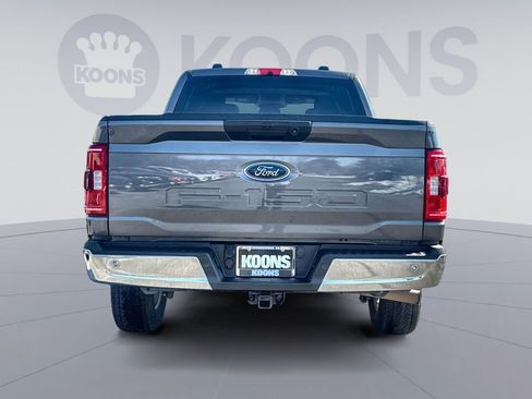 Used 2022 Ford F150 XL w/ Trailer Tow Package image 5