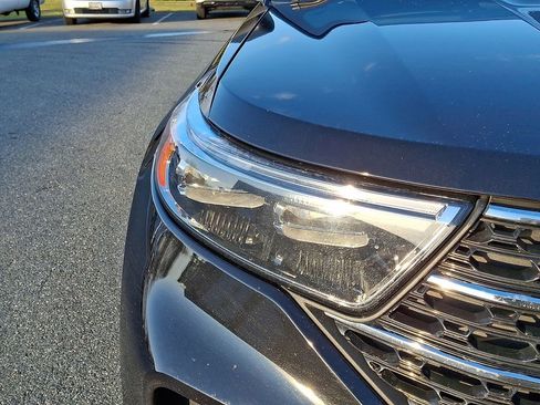 Certified 2022 Ford Explorer XLT w/ Class IV Trailer Tow Package image 9