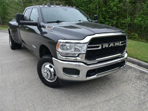 Used 2021 RAM 3500 Tradesman image 2