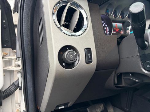 Used 2016 Ford F250 Lariat w/ Lariat Ultimate Package image 28