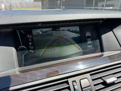 Used 2012 BMW 535i xDrive Sedan AWD/4WD image 19