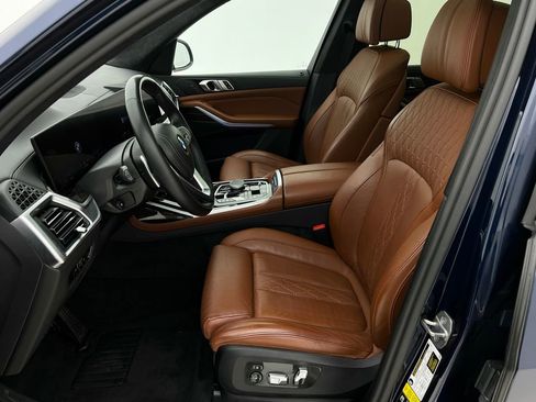 Used 2023 BMW X7 xDrive40i image 11
