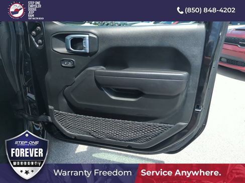 Used 2022 Jeep Gladiator Sport AWD/4WD image 31