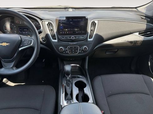 Used 2024 Chevrolet Malibu LT FWD image 11