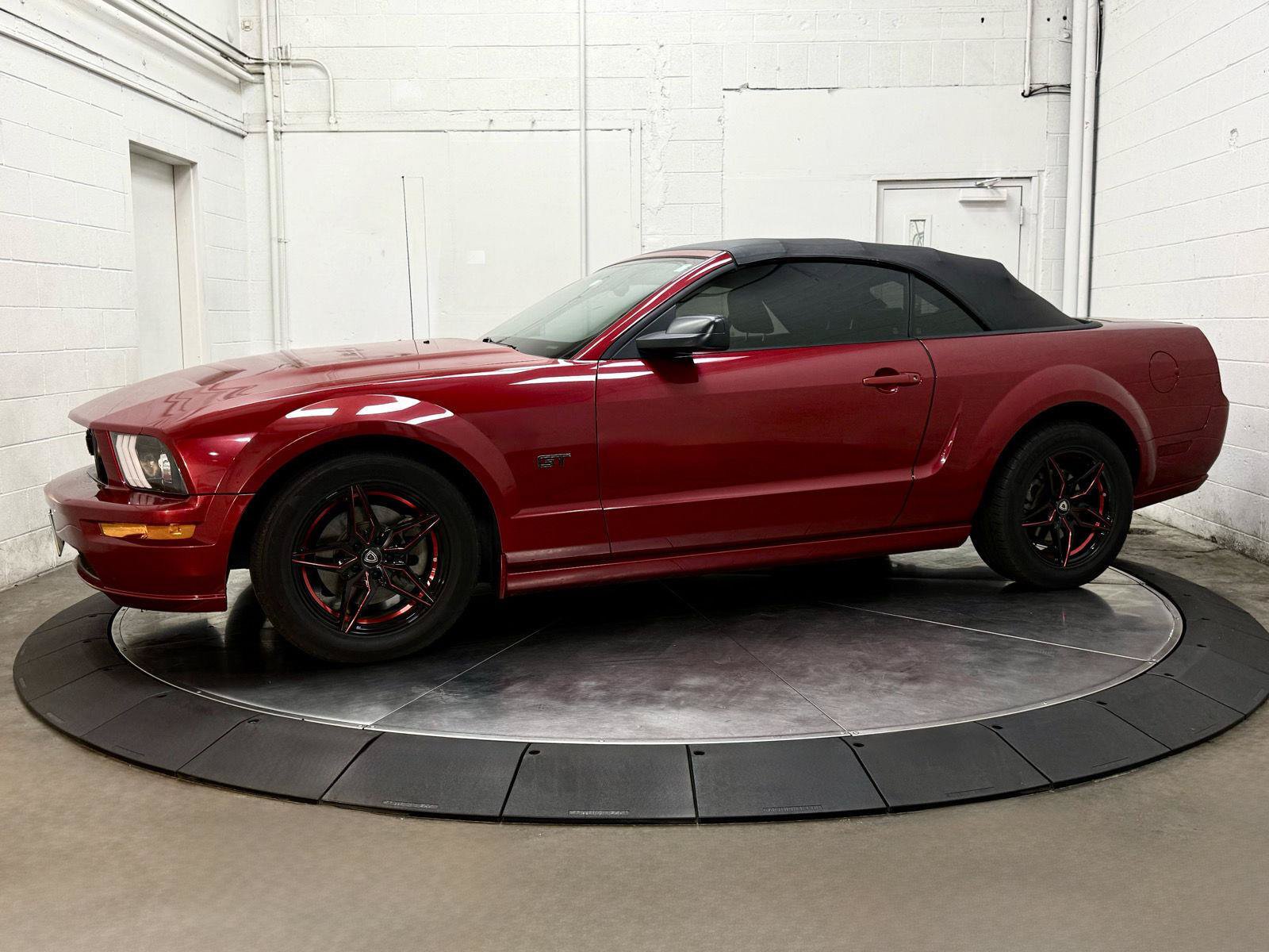 Used 2007 Ford Mustang GT RWD image 14