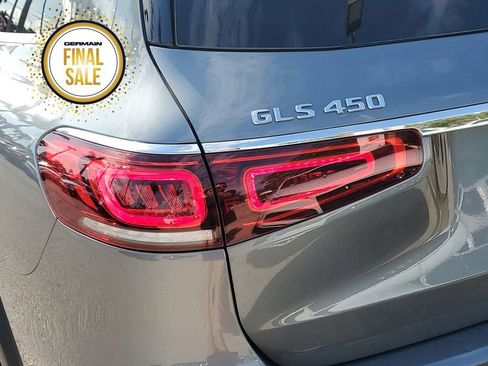 Used 2022 Mercedes-Benz GLS 450 4MATIC image 13