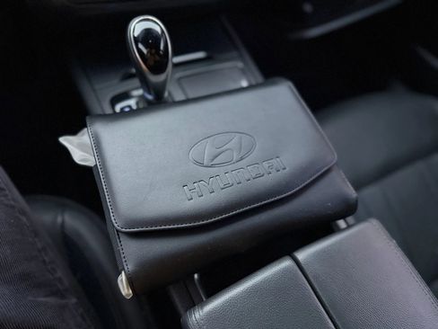 Used 2016 Hyundai Genesis 3.8 image 19