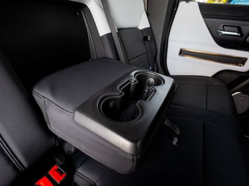 Used 2025 GMC Hummer EV 3X AWD/4WD image 66