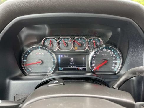 Used 2018 Chevrolet Silverado 1500 LT w/ All Star Edition AWD/4WD image 31