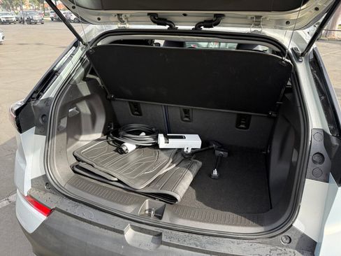 Used 2023 Chevrolet Bolt EUV Premier w/ Sun & Sound Package image 20