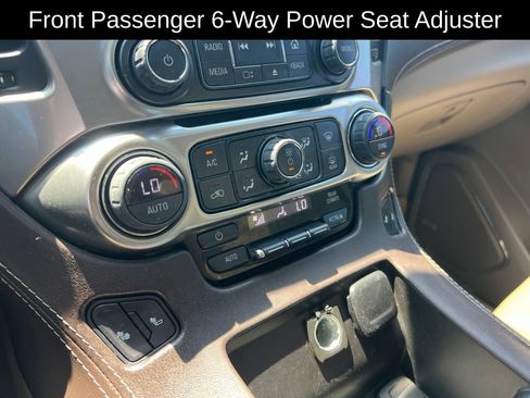 Used 2019 Chevrolet Tahoe LT w/ LT Signature Package RWD image 20