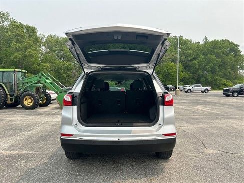 Used 2021 Chevrolet Equinox LT w/ LPO, Floor Liner Package image 15